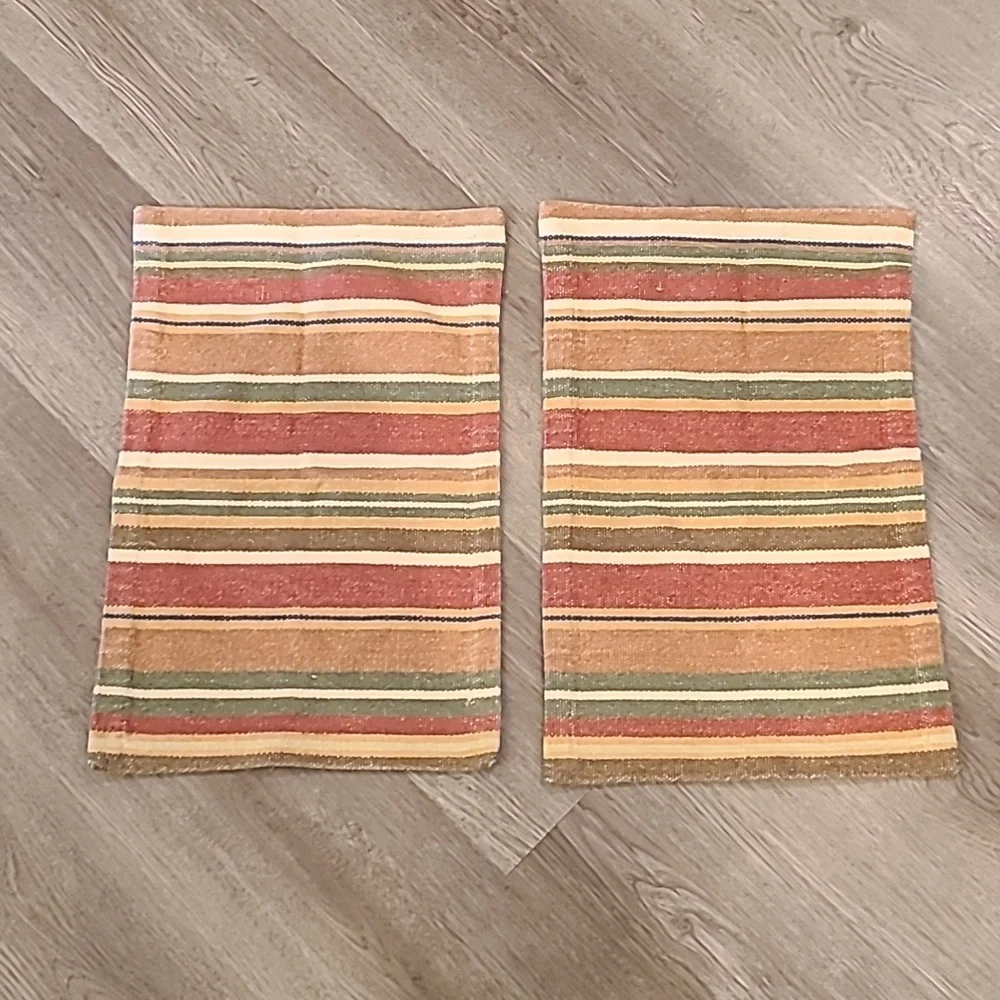 Pair striped placemats